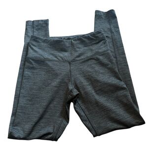 Mondetta athletic pants in a size XS. Back zipper pocket, good condition